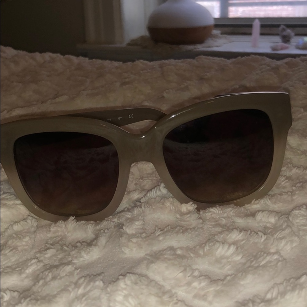 ELIE TAHARI SUNGLASSES